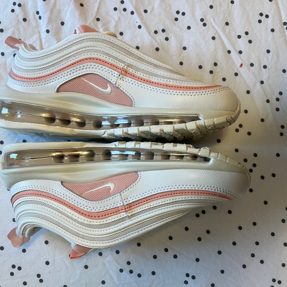 Nike Air Max 97 Women’s - Picture 3 of 5